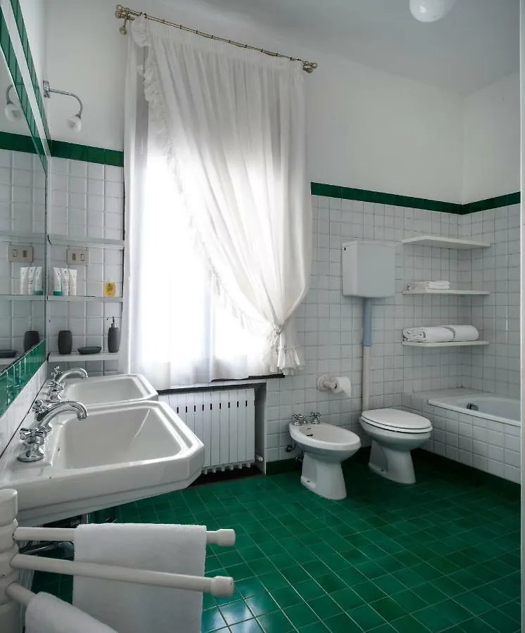 Casa Lunia Guesthouse Mestre 0*,  Italy