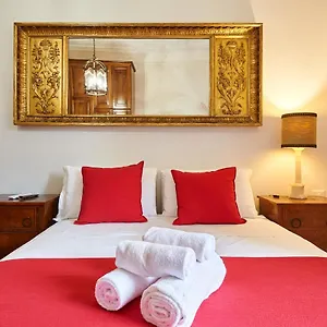 https://fabrizios-rooms.it-romehotels.com