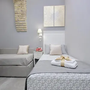 Roman Holiday Suites Affittacamere Roma